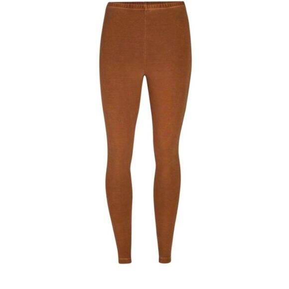 NWT SKIMS Leggings Camel Skin Size M